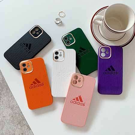 ブランド アイフォーン13mini/13pro adidas ケース