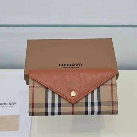 長財布 burberry