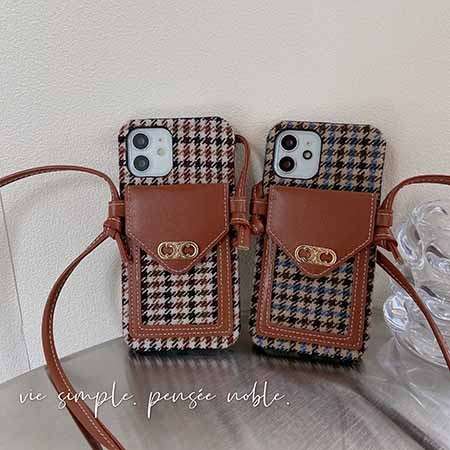celine スマホケース カード収納 iphone13/13mini