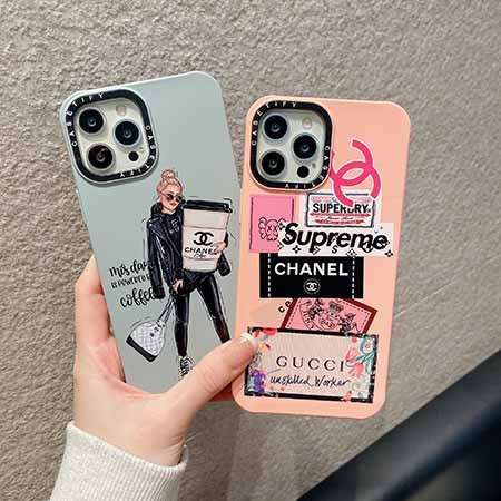 chanelブランドiphone15 スマホケース