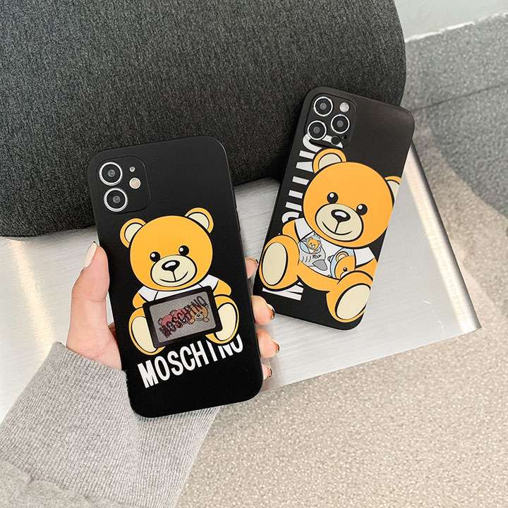moschino 携帯ケース iPhone 12 mini Moschino アイフォーン12pro max 保護ケース 字母プリント アイフォーン11Pro/11Promax/11ソフトMoschino保護ケース アニメmoschino iphoneXR保護ケース iPhone xsmax Moschinoカバー定番柄 アイホン8/8PLUS3色携帯ケースモスキーノ moschino 携帯ケース iPhone 12 mini Moschino アイフォーン12pro max 保護ケース 字母プリント アイフォーン11Pro/11Promax/11ソフトMoschino保護ケース アニメmoschino iphoneXR保護ケース iPhone xsmax Moschinoカバー定番柄 アイホン8/8PLUS3色携帯ケースモスキーノ