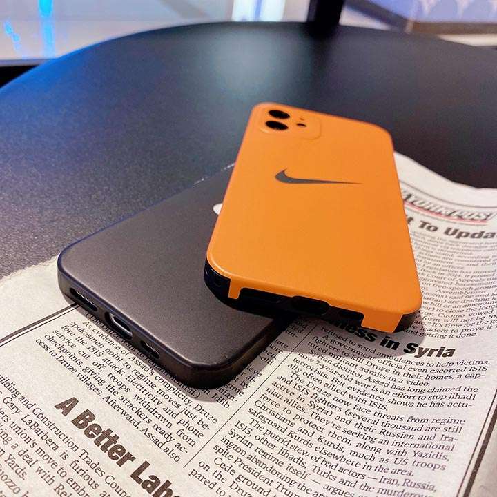 nikeアイフォン 8plus/8ケーススポーツ風