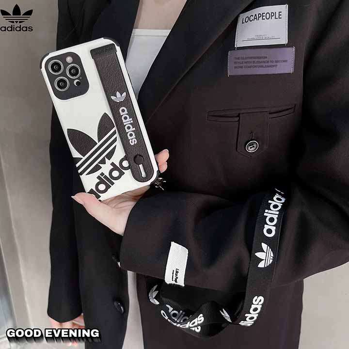 11 adidas